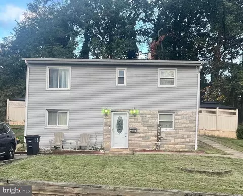 6612 Hillwood Dr, Riverdale, MD 20737