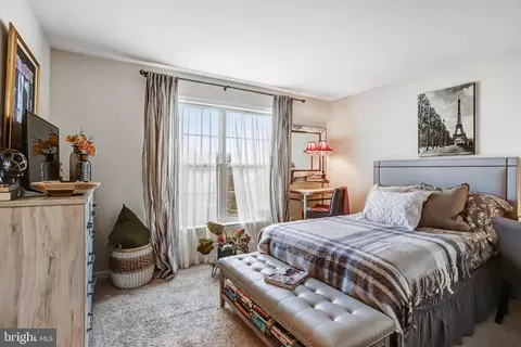 Bedroom - 2706 Sir Michael Pl, Lanham, MD 20706 photo 2 of 10