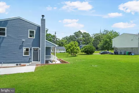 Exterior - 4810 Whitfield Chapel Rd, Lanham, MD 20706 photo 8 of 9