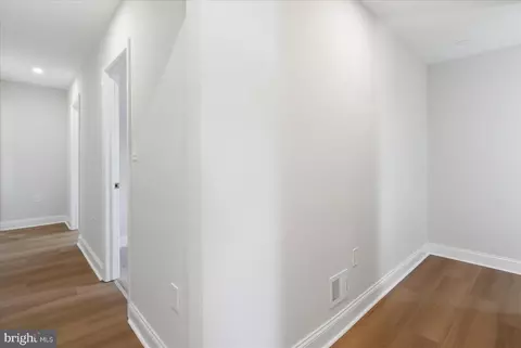 Entry Way - 4810 Whitfield Chapel Rd, Lanham, MD 20706 photo 4 of 8