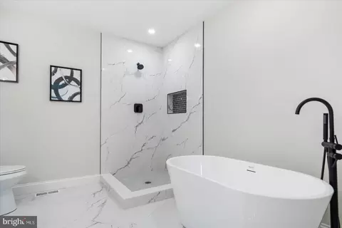 Bath - 4810 Whitfield Chapel Rd, Lanham, MD 20706 photo 4 of 7