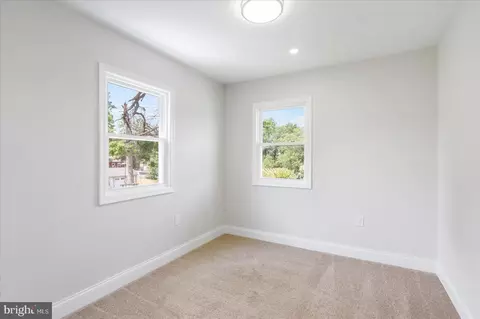 Bedroom - 4810 Whitfield Chapel Rd, Lanham, MD 20706 photo 5 of 6