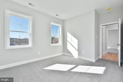 Bedroom - 5805 Beecher St, Cheverly, MD 20785 photo 2 of 3
