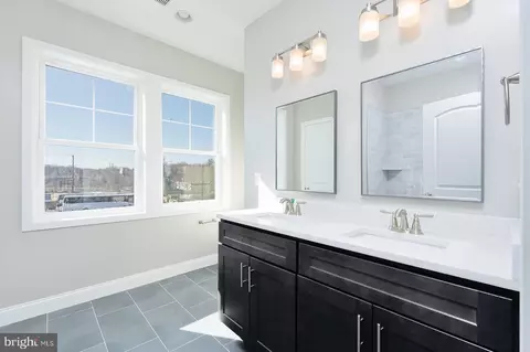 Bath - 5805 Beecher St, Cheverly, MD 20785 photo 3 of 4
