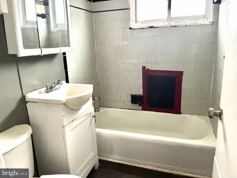 Bath - 9007 Varnum St, Lanham, MD 20706 photo 3 of 4