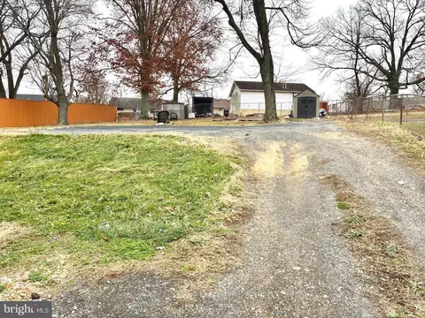 Exterior - 9007 Varnum St, Lanham, MD 20706 photo 5 of 5