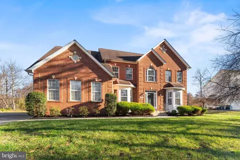 12203 Wallace Ln, Marlboro, MD 20772