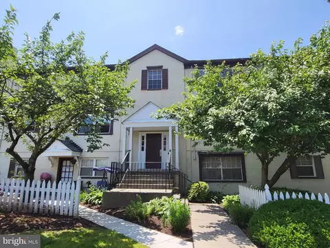 4503 Romlon St #102, Beltsville, MD 20705