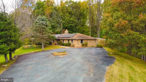 17000 Swanson Rd, Marlboro, MD 20774