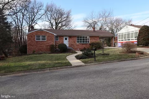 6211 Trueman Dr, Temple Hills, MD 20748