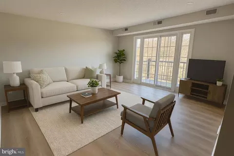 3801 Swann Rd #303, Suitland, MD 20746