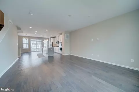 2714 Pinebrook Rd, Landover, MD 20785 photo 14
