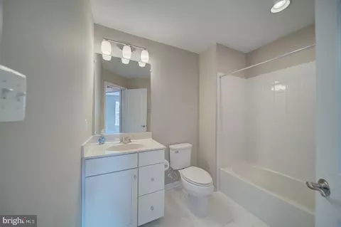 2714 Pinebrook Rd, Landover, MD 20785 photo 24