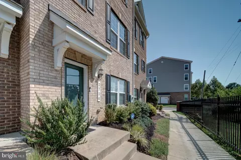 2714 Pinebrook Rd, Landover, MD 20785 photo 4