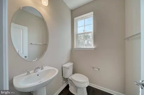 2714 Pinebrook Rd, Landover, MD 20785 photo 17