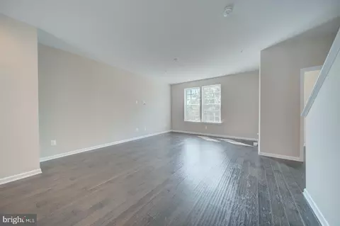 2714 Pinebrook Rd, Landover, MD 20785 photo 10
