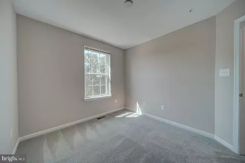 2714 Pinebrook Rd, Landover, MD 20785 photo 26