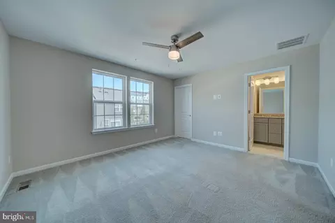 2714 Pinebrook Rd, Landover, MD 20785 photo 19