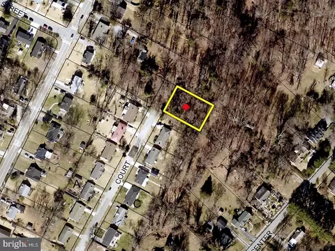 5806 Middleton Ct, Temple Hills, MD 20748