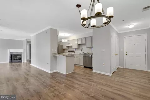 3710 Excalibur Ct #103, Bowie, MD 20716