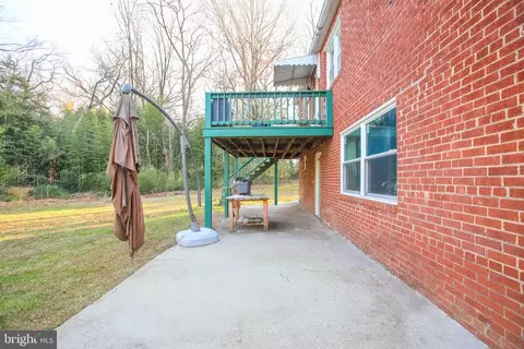 Exterior - 9200 Pine View Ln, Clinton, MD 20735 photo 3 of 5