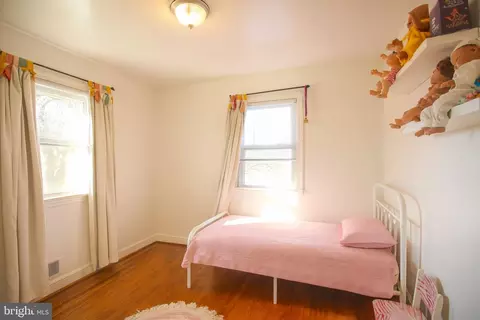 Bedroom - 9200 Pine View Ln, Clinton, MD 20735 photo 1 of 6