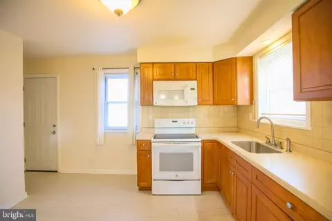 Entry Way - 9200 Pine View Ln, Clinton, MD 20735 photo 1 of 1