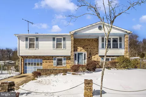 7811 E Barrett Rd, Fort Washington, MD 20744