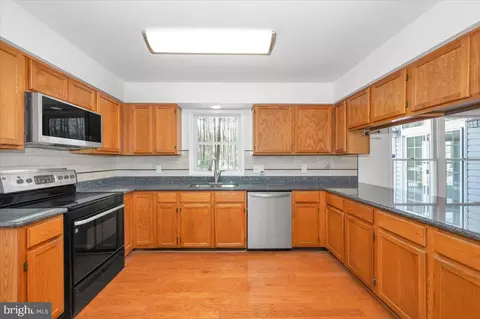 Kitchen - 1404 Partridge Ln, Bowie, MD 20721 photo 3 of 5