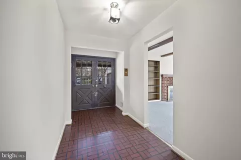 Entry Way - 8604 Imperial Dr, Laurel, MD 20708 photo 2 of 2