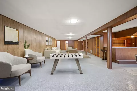 Living - 8604 Imperial Dr, Laurel, MD 20708 photo 6 of 8