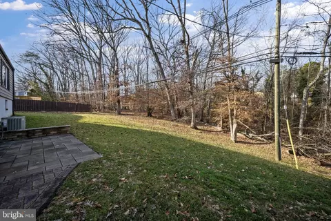 Exterior - 8604 Imperial Dr, Laurel, MD 20708 photo 2 of 2