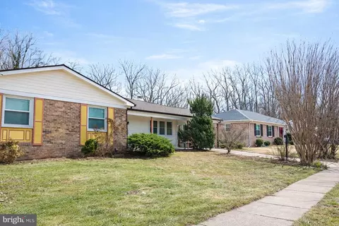 9410 Dashia Dr, Fort Washington, MD 20744