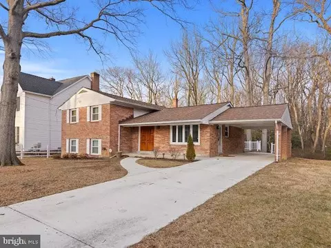 11341 Frances Dr, Beltsville, MD 20705