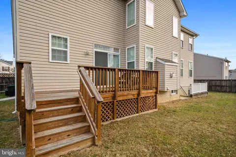 Exterior - 6005 Plata St, Clinton, MD 20735 photo 9 of 10