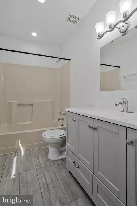 Bath - 223 Manning Rd E, Accokeek, MD 20607 photo 5 of 5
