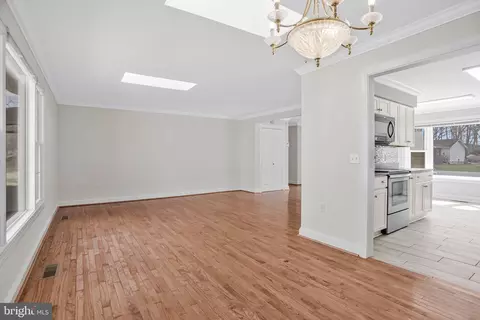 Living - 223 Manning Rd E, Accokeek, MD 20607 photo 3 of 9