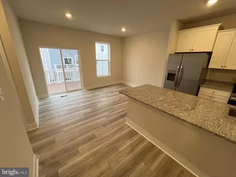 7232 Contee Rd, Laurel, MD 20707 photo 6