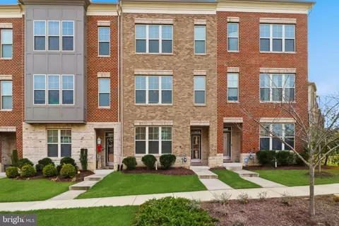 10603 Observatory Pl, Marlboro, MD 20772