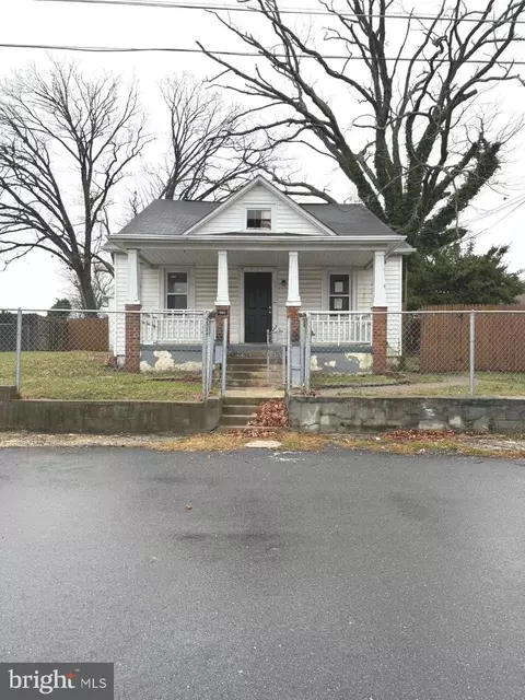 3905 Byers St, Capitol Heights, MD 20743