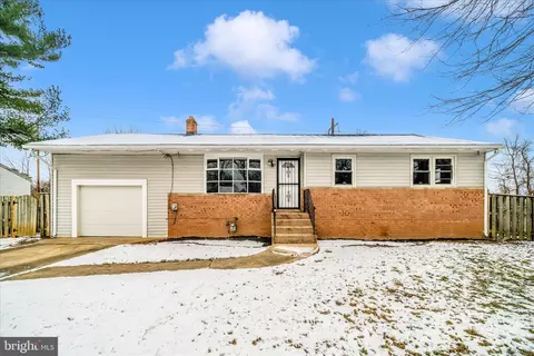 5538 Ruxton Dr, Lanham, MD 20706