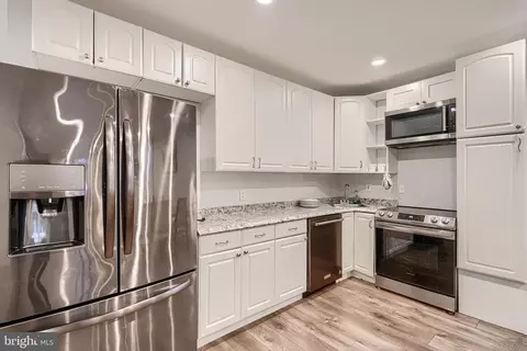 17 Tunic Ave, Capitol Heights, MD 20743