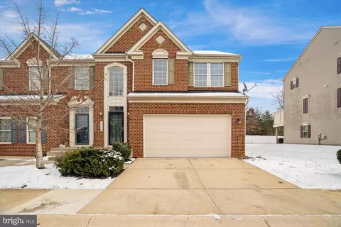 16702 Tortola Dr, Accokeek, MD 20607