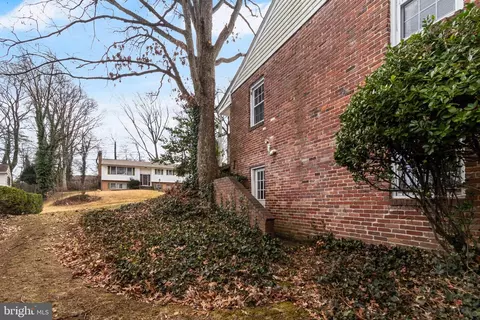 Exterior - 7118 Lory Ln, Lanham, MD 20706 photo 7 of 7