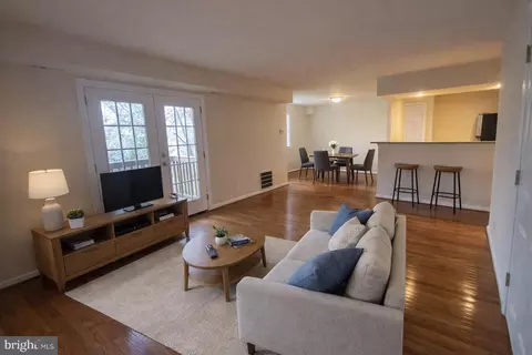 7514 Hawthorne #5, Landover, MD 20785
