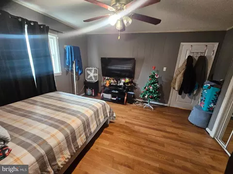 Bedroom - 8108 Sonar Rd, Clinton, MD 20735 photo 9 of 15