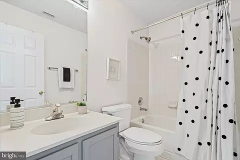 Bath - 9317 Dortmund Ct, Laurel, MD 20708 photo 4 of 4