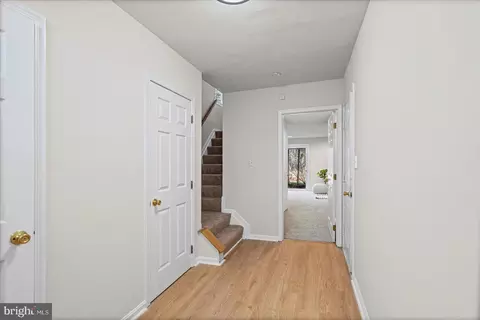 Entry Way - 9317 Dortmund Ct, Laurel, MD 20708 photo 4 of 5