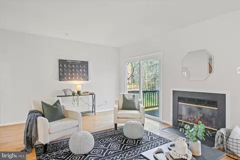 Living - 9317 Dortmund Ct, Laurel, MD 20708 photo 4 of 7