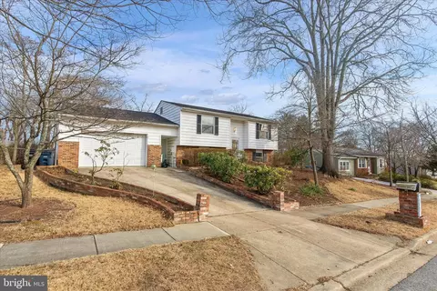 12702 Lunan Rd, Clinton, MD 20735